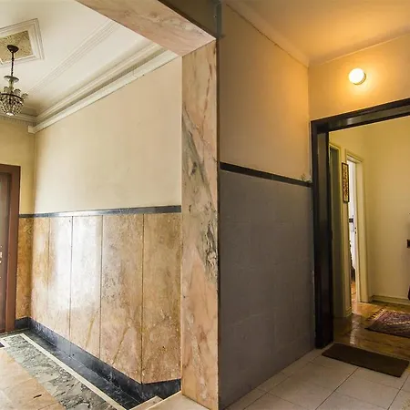 Sarmiento Апартаменти